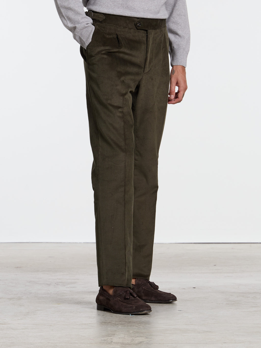 CLASSIC CORDUROY TROUSERS WITH BUCKLES - GREEN