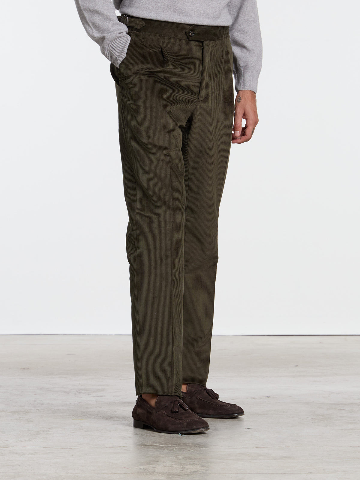 CLASSIC CORDUROY TROUSERS WITH BUCKLES - GREEN