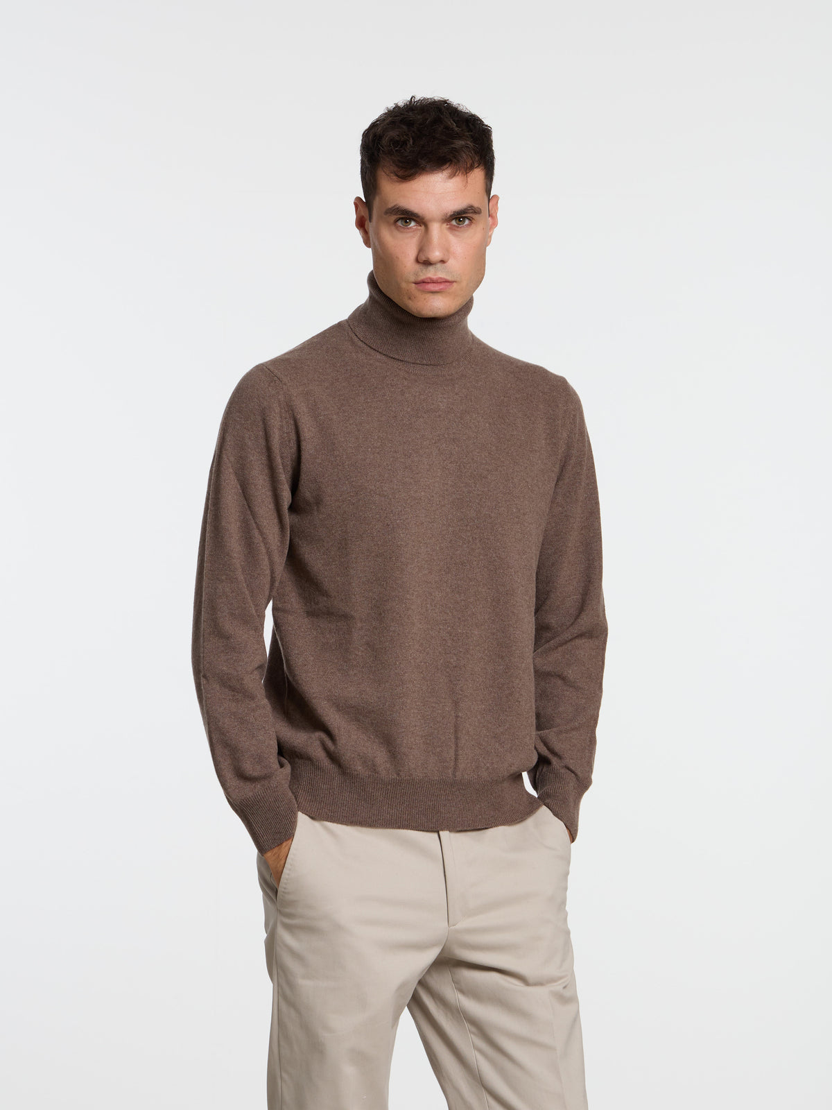 WOOL/CASHMERE BLEND TURTLENECK - BROWN