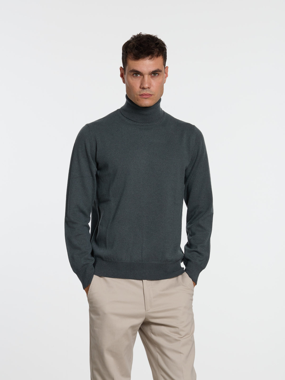WOOL/CASHMERE BLEND TURTLENECK - GREY