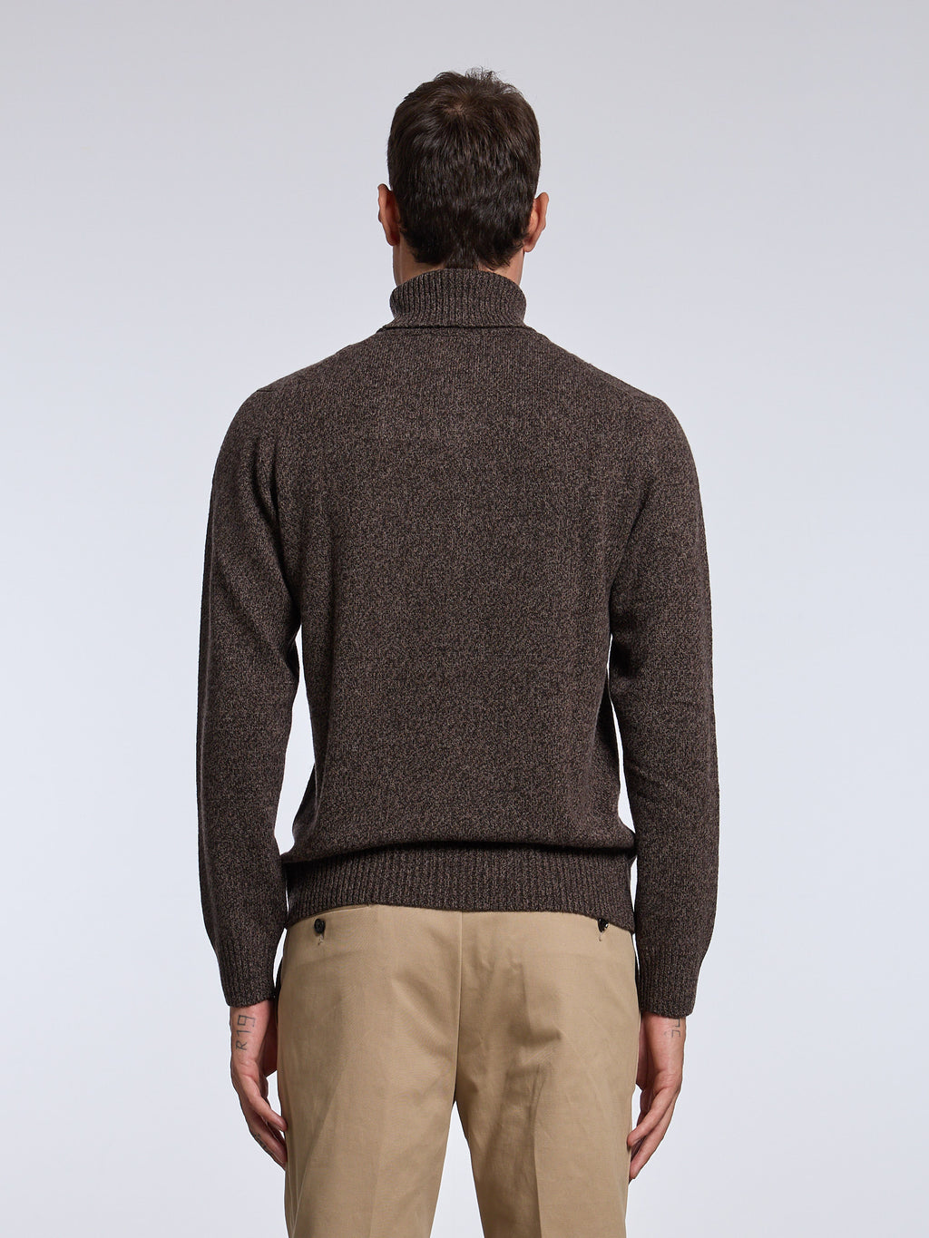 WOOL BLEND CABLE TURTLENECK - BROWN