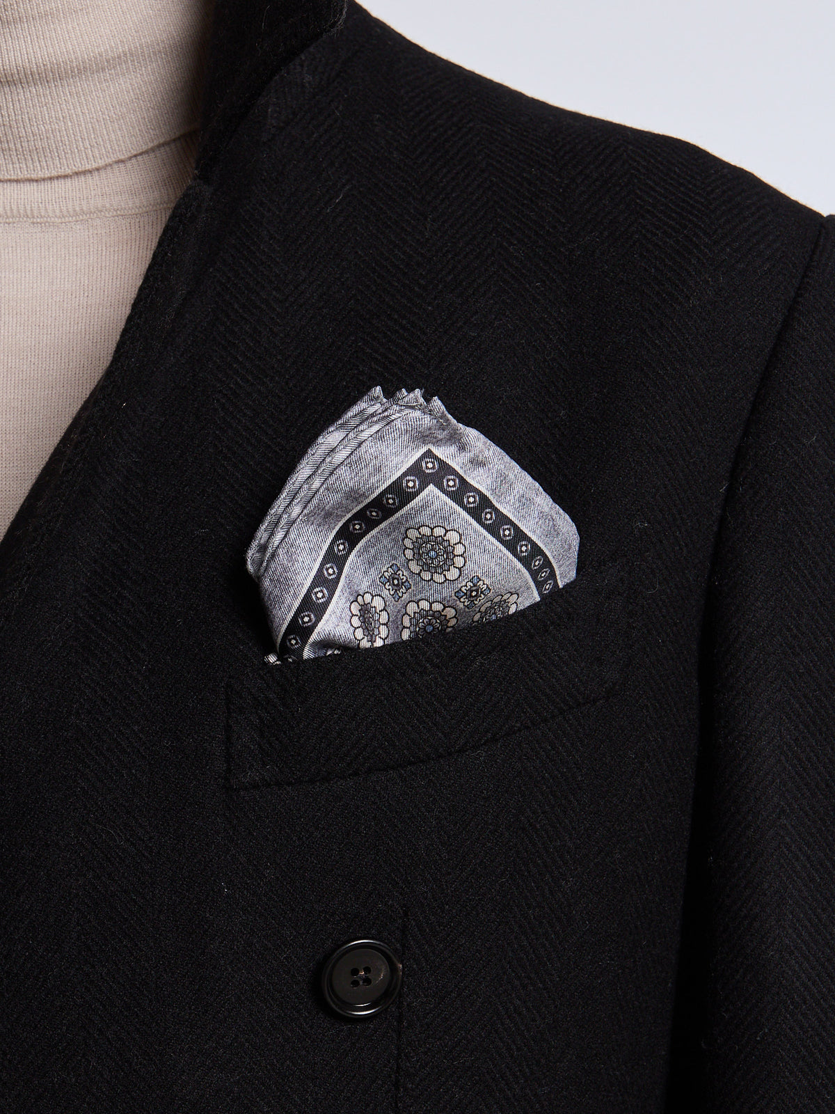 SILK POCKET SQUARE - GREY