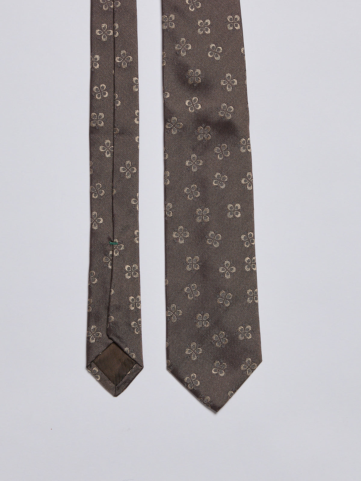 TAILORED SILK TIE - BROWN