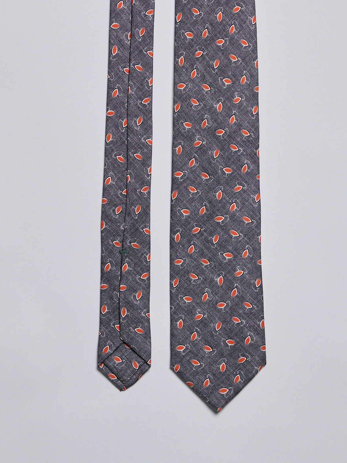 TAILORED SILK TIE - GREY